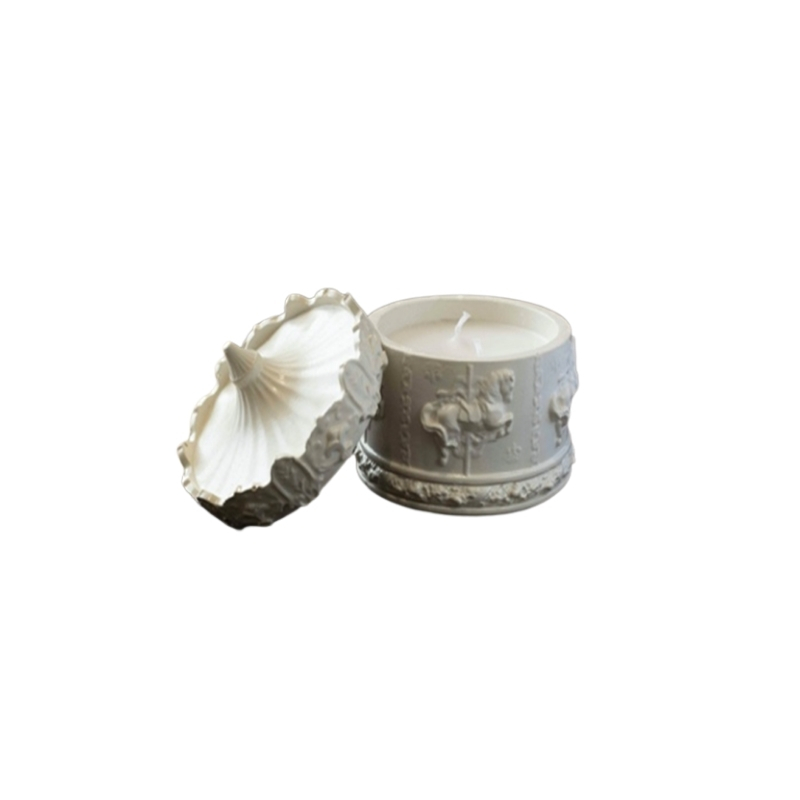 Lumanare parfumata cu 2 fitile cu capac CARUSEL