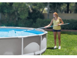 Set curatare piscina (plasa, perie, pompa)