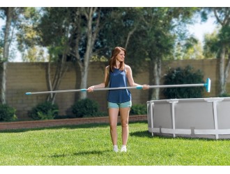Perie pentru curatarea peretilor si fundului piscinei, 25 cm, maner 29054, INTEX