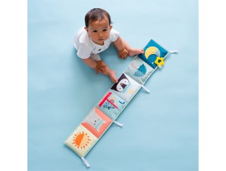 Текстильная книжка для малышей North Pole Taf Toys