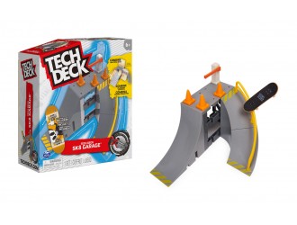 Set cu mini sketboard Tech Deck SK8 Garage 44388