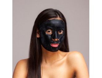 Masca neagra detoxifianta si purificatoare cu carbune activ in pachet IDC Institute 22 g