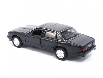 Модель автомобиля Jaguar XJ6, 1:32, Черный Выдвижной механизм, свет и звук