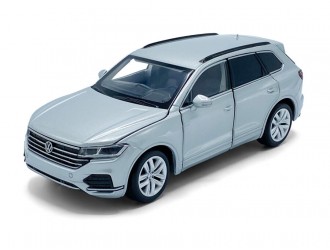 Macheta auto VW Touareg, 1:32, Silver, directie activa roti fata, suspensii, lumini si sunet