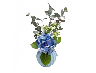 Buchet Velvet Charm in Vaza