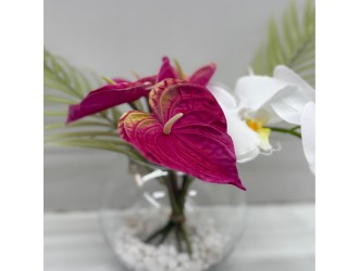Buchet Shiori Elegance in Vaza
