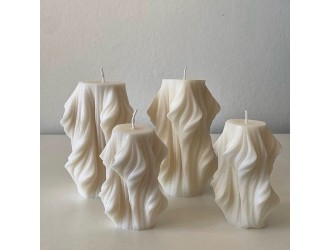 Ароматическая свеча "Неравномерная большая" 12,5x9 см (разные цвета и ароматы)