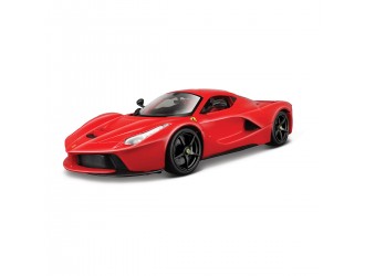 18-16001 Macheta auto Laferrari rosie (1:18) Bburago