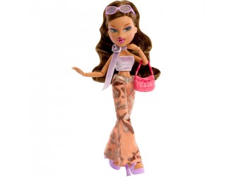 Коллекционная кукла Bratz 2001 Reimagined Yasmin с аксессуарами